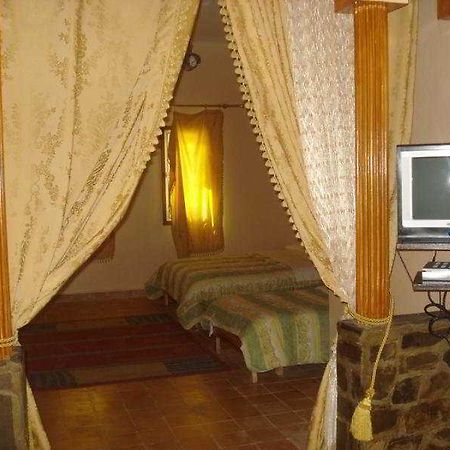 Auberge Kasbah Meteorites Alnif Exterior foto
